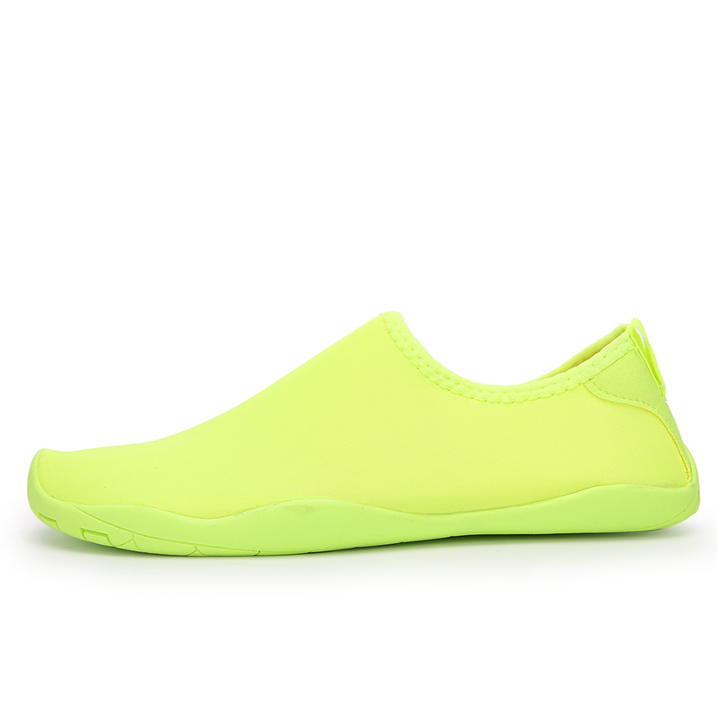 Colección Uny Aquashoes