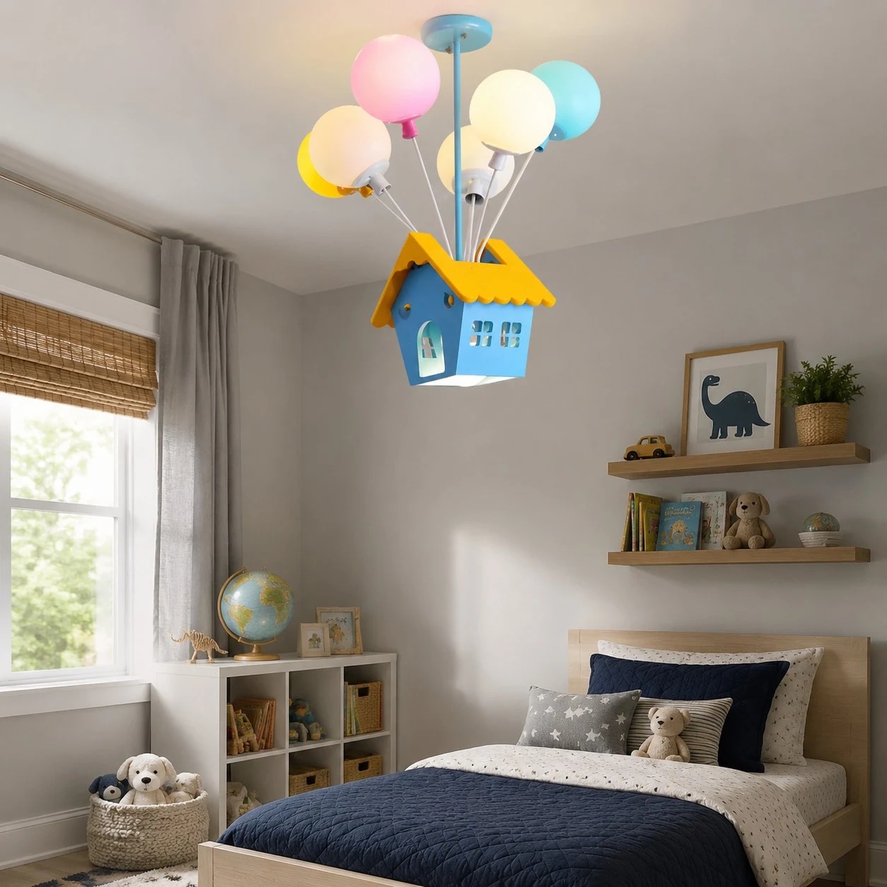 Balloon pendant lamp detail view